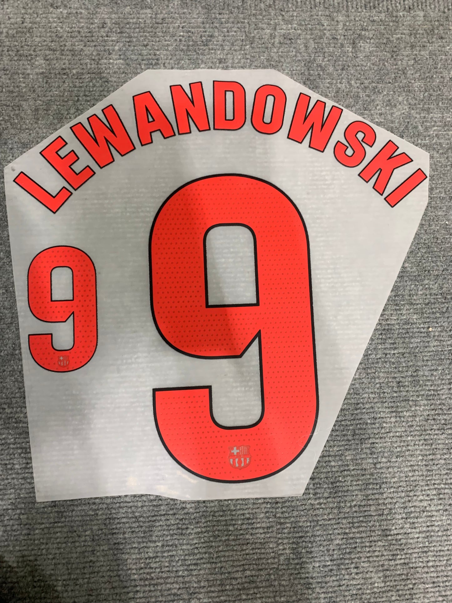 Lewandowski Barcelona Visita (Official Printing) - 24-25