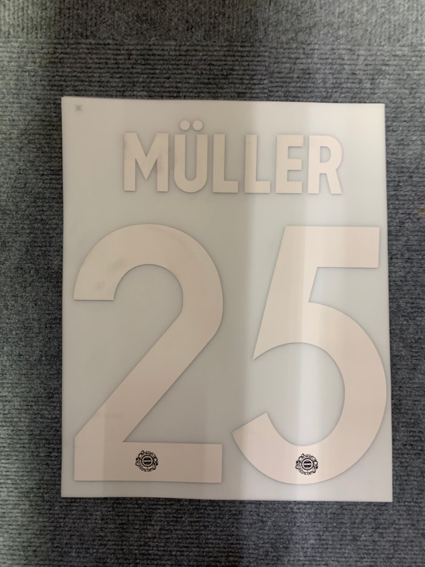 Muller Bayern Edicion Especial (Official Printing) - 24-25