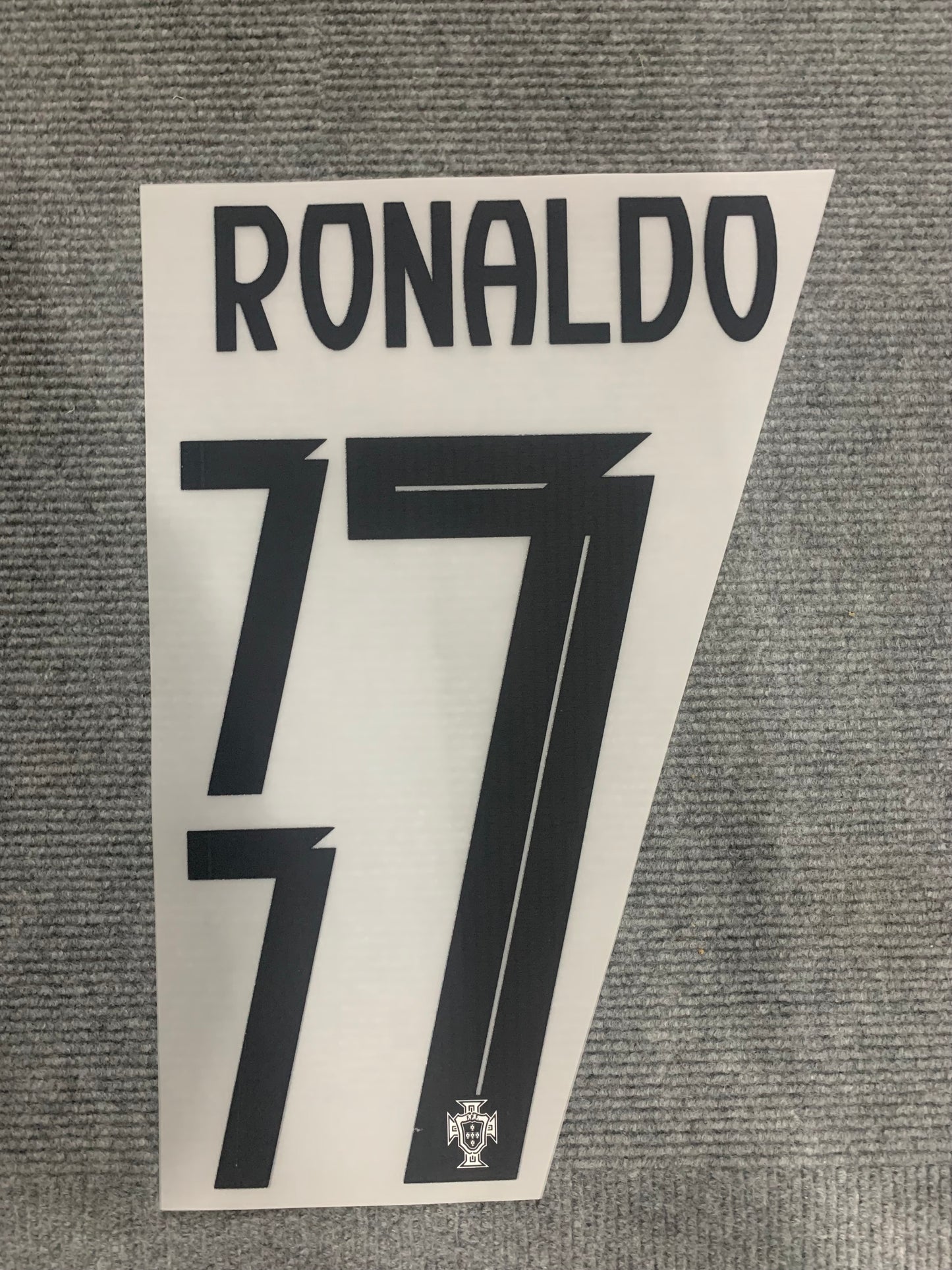 Ronaldo 7 (Official Printing) - 24-25 Portugal Away