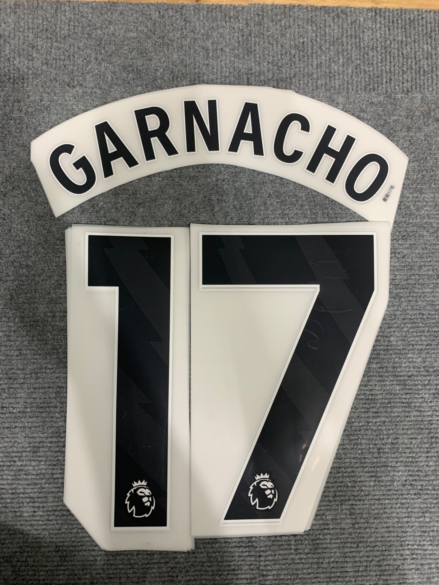 Garnacho United Premier Negro (Official Printing) - 24-25