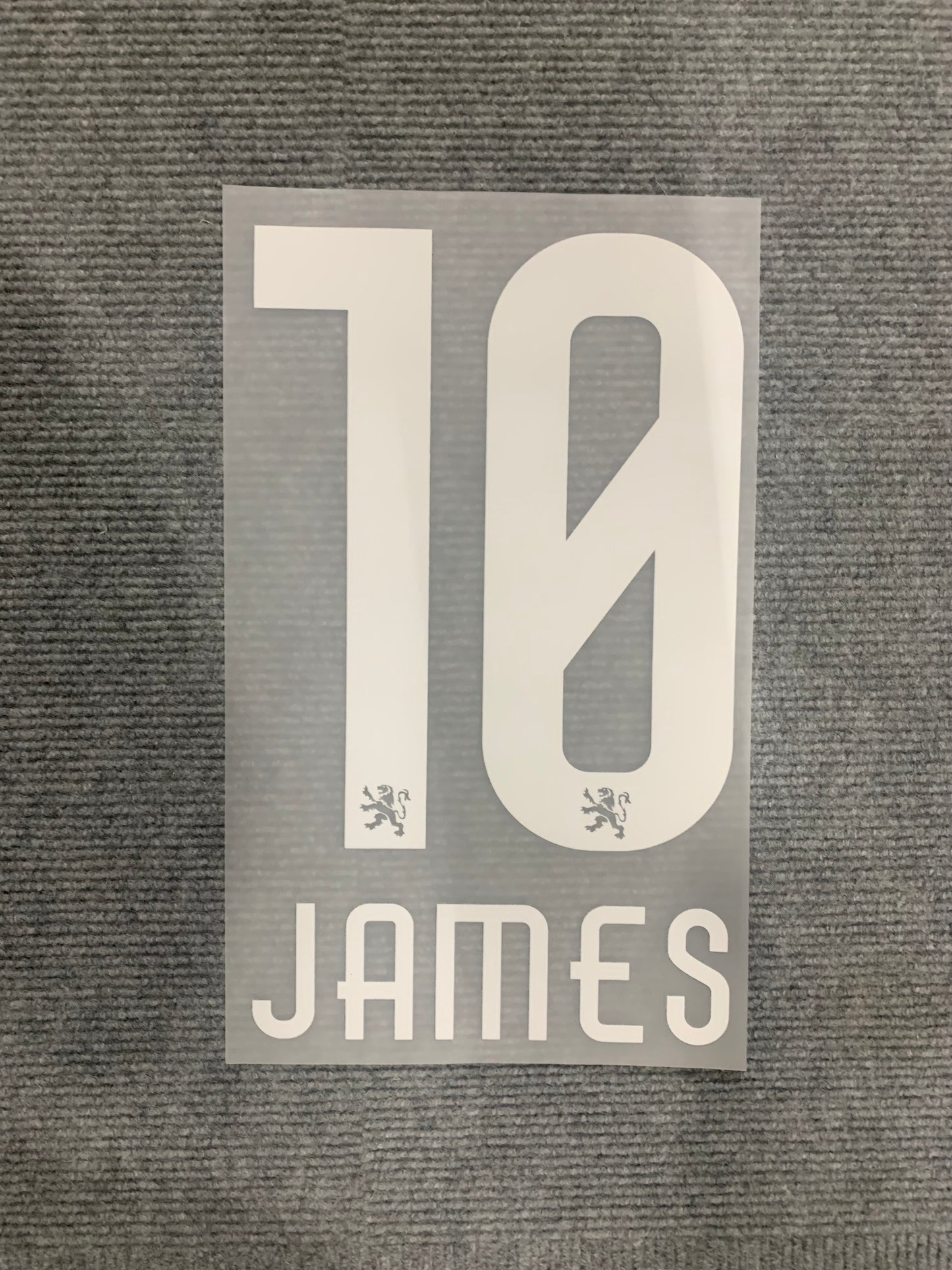 James 10 Leon Local (Official Printing) - 24-25