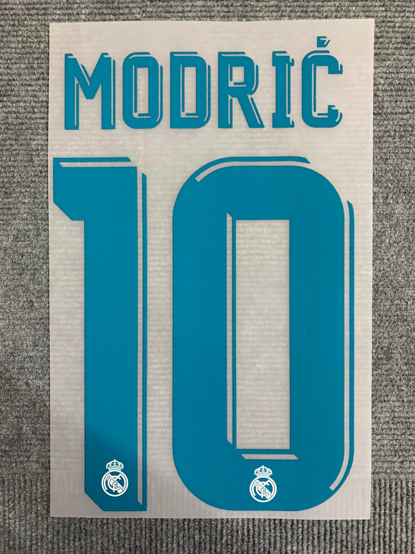 Modric Real Madrid Local (Official Printing) - 18