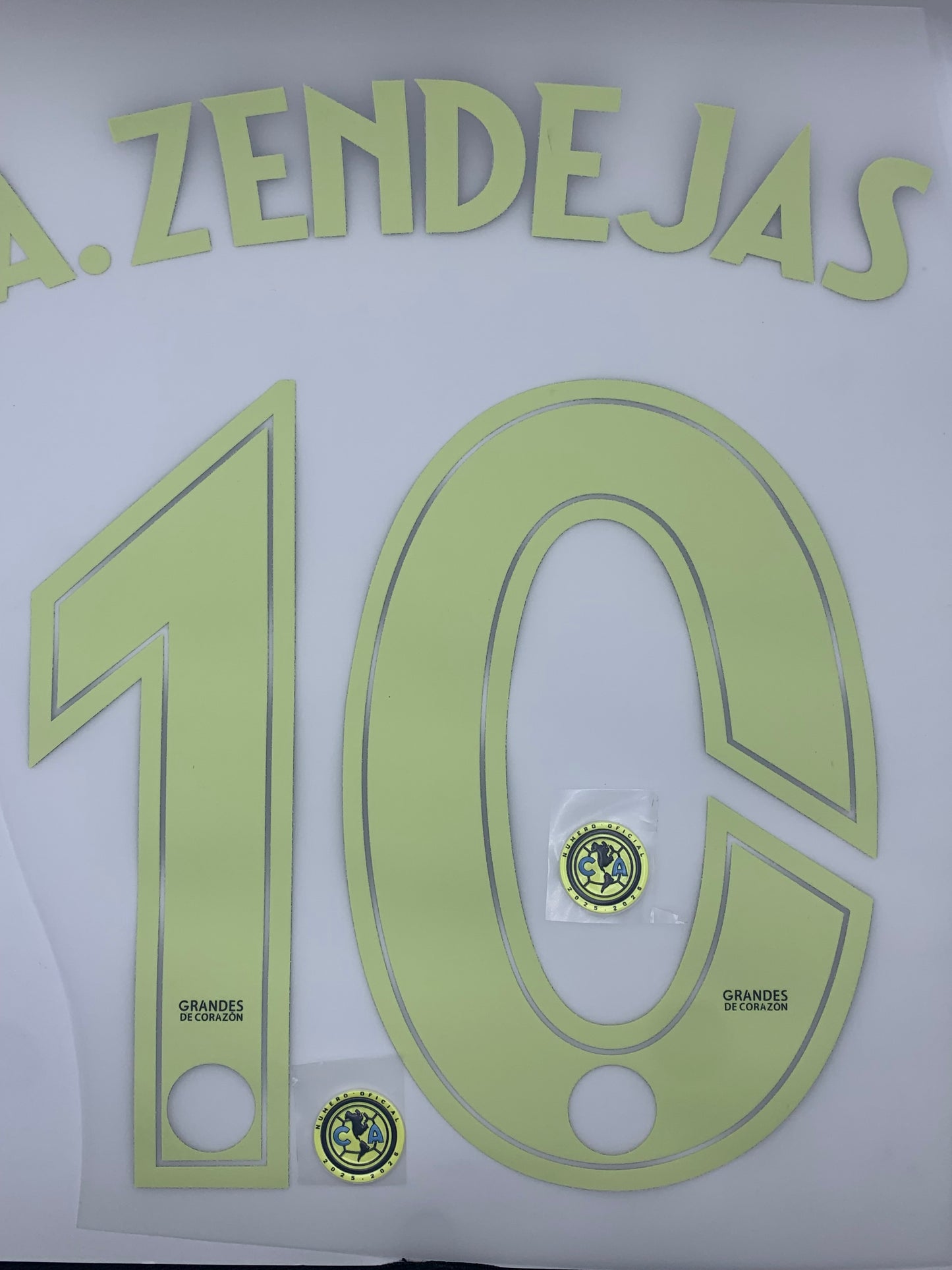 A. Zendejas 10 (Liga MX - Escudo 3D) - 25-26 Club America Away